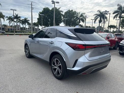 Used 2025 Lexus RX 350 Premium w/ Accessory Package (K3) FWD image 11