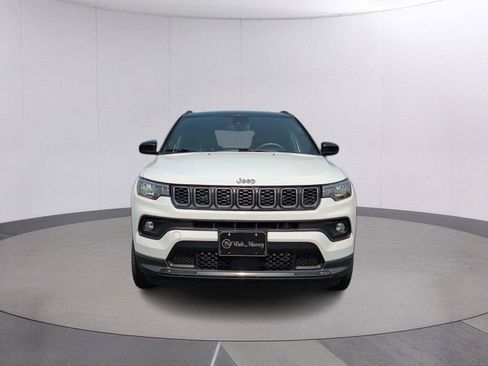 Used 2024 Jeep Compass Latitude w/ Altitude Special Edition AWD/4WD image 8