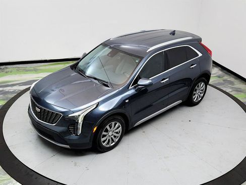 Used 2019 Cadillac XT4 Premium Luxury w/ Cold Weather Package FWD image 33