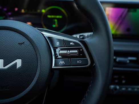 New 2026 Kia Seltos EX image 22