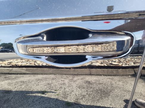 Used 2025 Honda Accord Touring image 9