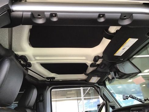 Used 2021 Jeep Wrangler Unlimited Sahara image 59