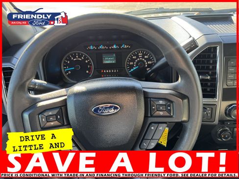 Used 2016 Ford F150 XLT image 16