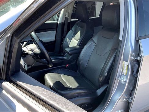 Used 2022 Jeep Compass Latitude AWD/4WD image 24