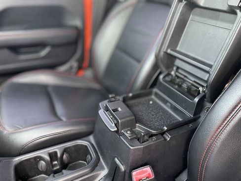 Used 2018 Jeep Wrangler Unlimited Rubicon AWD/4WD image 21
