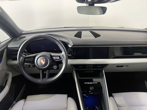 Certified 2024 Porsche Macan 4 Electric image 21