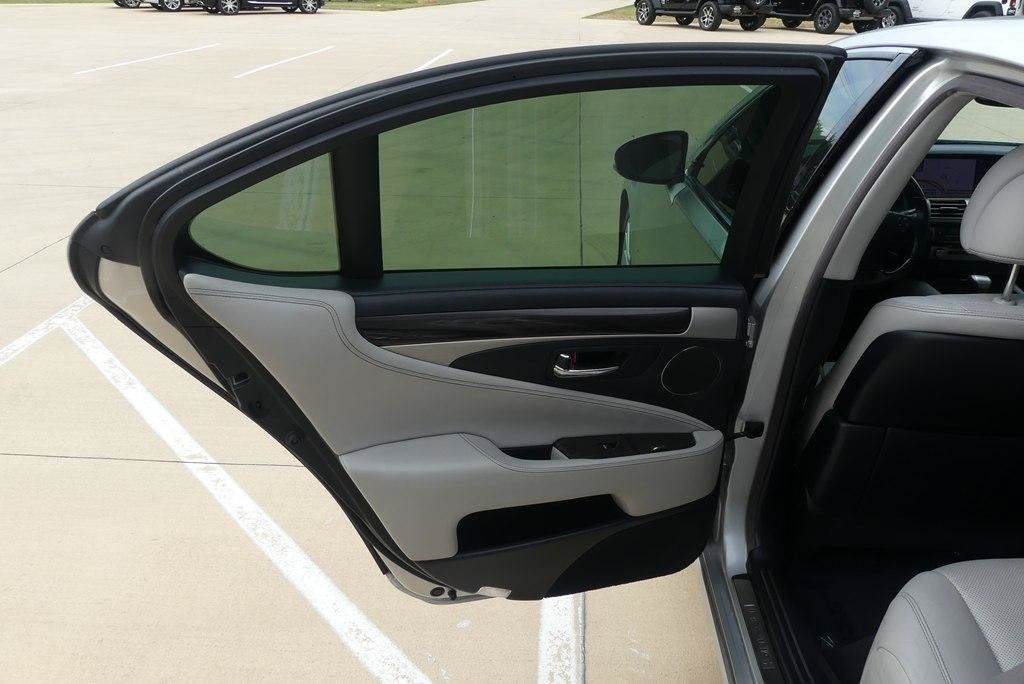 Used 2014 Lexus LS 460 w/ Comfort Package RWD image 34