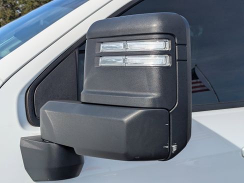 Used 2022 Chevrolet Silverado 2500 LT w/ Convenience Package image 30