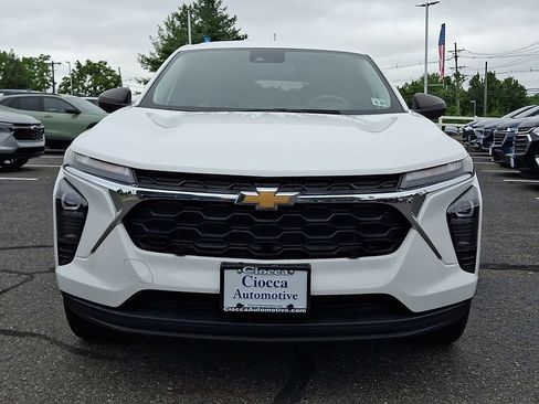Certified 2024 Chevrolet Trax LS FWD image 5