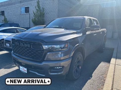Used 2025 RAM 1500 Big Horn AWD/4WD image 1