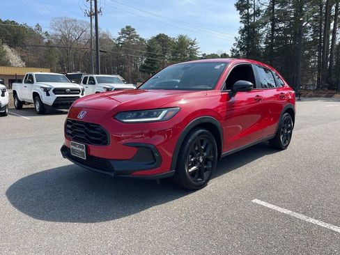 Certified 2023 Honda HR-V Sport image 2