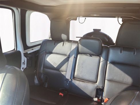 Used 2019 Jeep Wrangler Unlimited Rubicon image 13