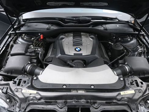 Used 2006 BMW 750Li image 19