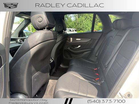 Used 2021 Mercedes-Benz GLC 300 4MATIC image 12