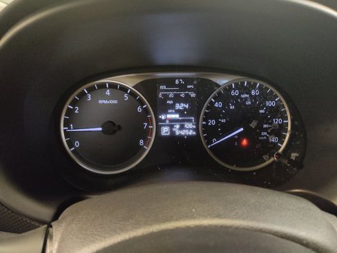 Used 2023 Nissan Kicks S FWD image 23
