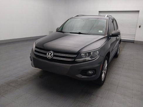 Used 2015 Volkswagen Tiguan SEL FWD image 15