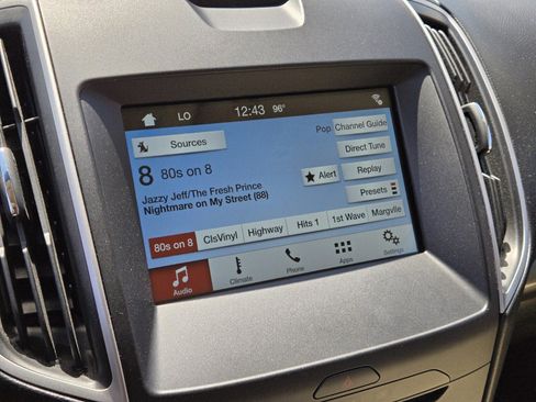 Used 2016 Ford Edge SEL w/ Equipment Group 201A image 19