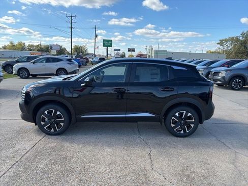 New 2026 Nissan Kicks SV w/ SV Premium Package image 3