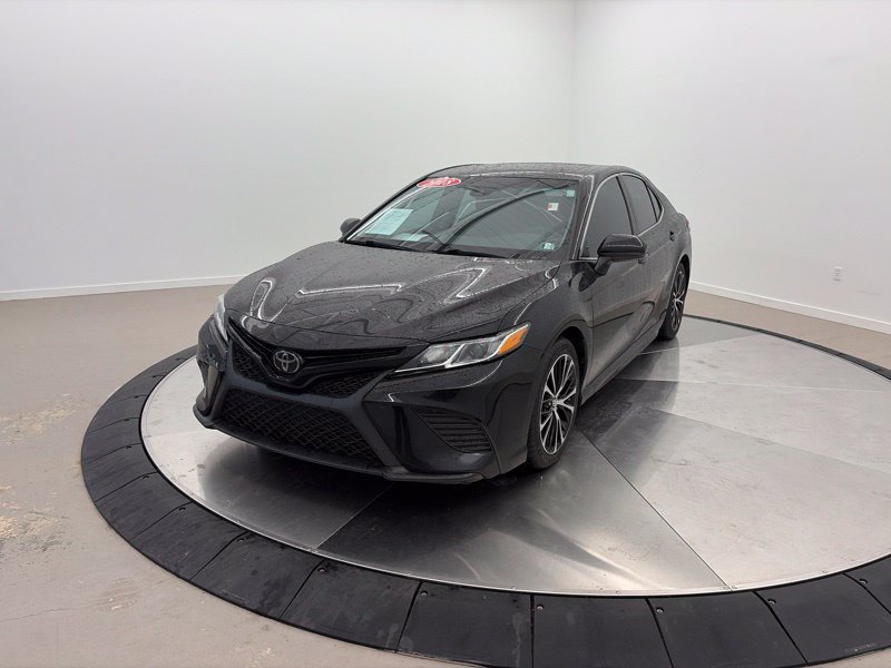 Used 2018 Toyota Camry SE w/ Moonroof Package FWD image 7