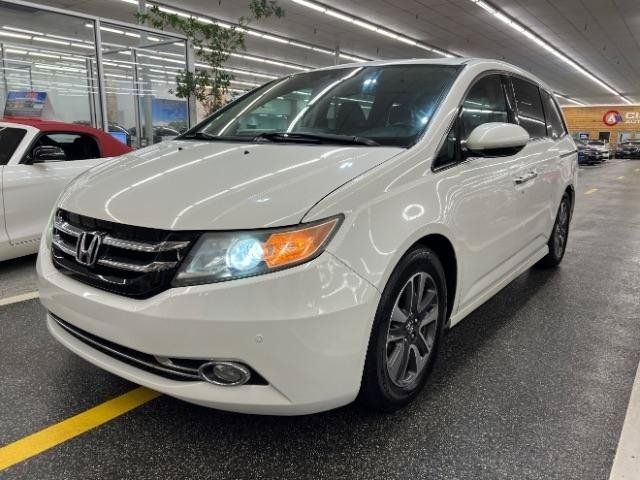 Used 2014 Honda Odyssey Touring image 2