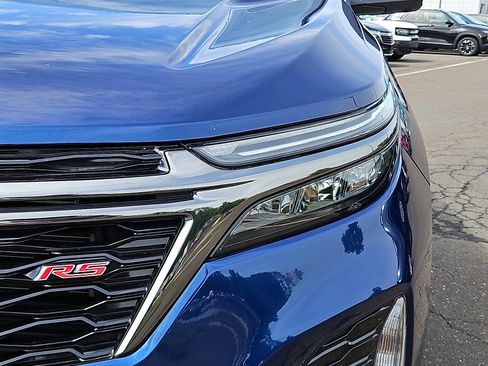Used 2023 Chevrolet Equinox RS AWD/4WD image 9