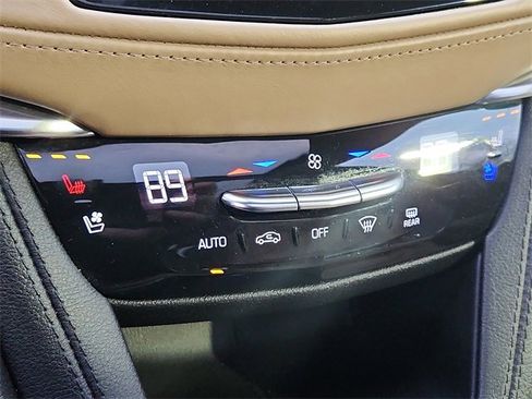 Certified 2021 Cadillac XT5 Premium Luxury w/ Platinum Package image 16