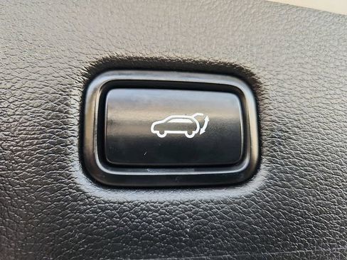 Used 2020 Kia Telluride SX w/ SX Prestige Package image 35