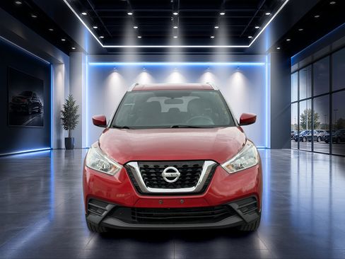 Used 2019 Nissan Kicks SV FWD image 9