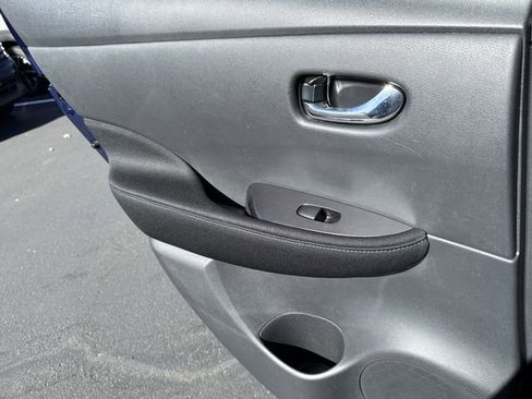 Certified 2025 Nissan Leaf S image 10