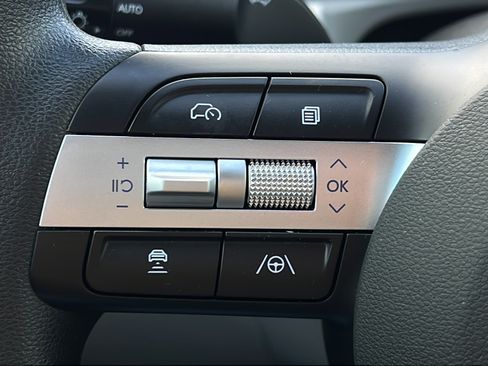 Certified 2026 Hyundai Tucson SE FWD image 19