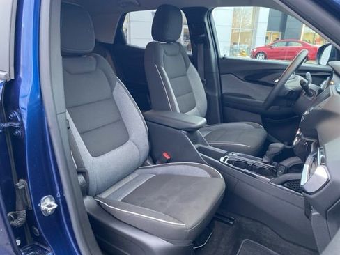 Used 2023 Chevrolet TrailBlazer LT image 27