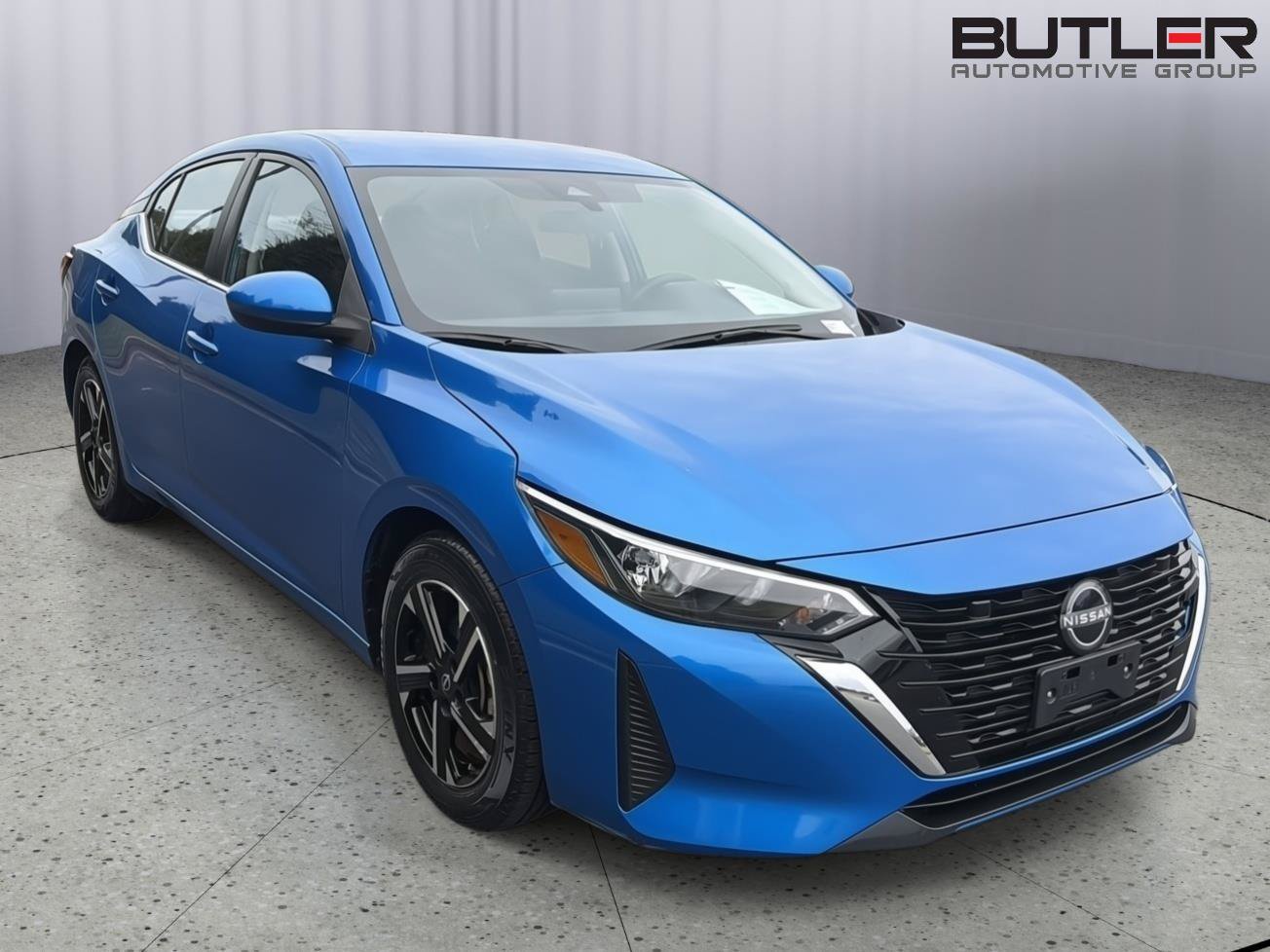 Used 2025 Nissan Sentra SV FWD image 8