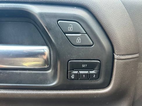 Used 2022 Chevrolet Silverado 1500 LTZ w/ LTZ Premium Package AWD/4WD image 18