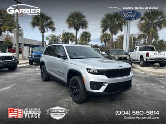 New 2025 Jeep Grand Cherokee Altitude video 1