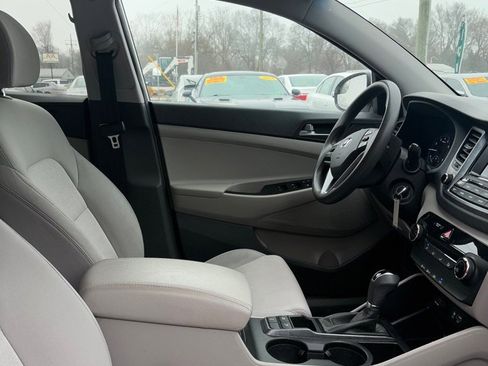 Used 2017 Hyundai Tucson SE image 15