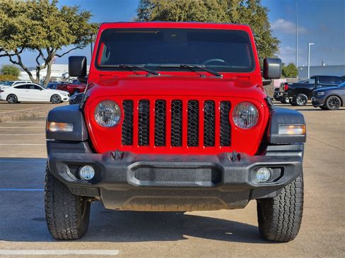Used 2024 Jeep Wrangler Sport image 7