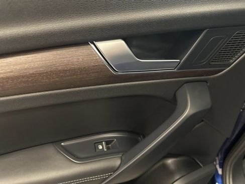 Used 2023 Audi Q5 2.0T Premium Plus image 11