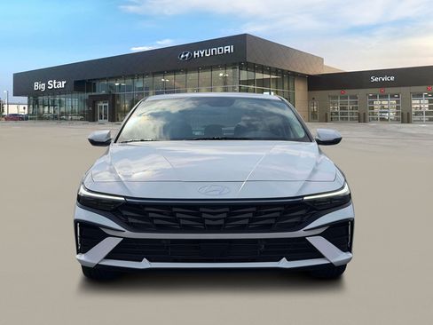 New 2026 Hyundai Elantra Limited FWD image 12