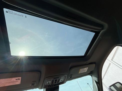 New 2025 GMC Sierra 2500 Denali w/ Denali Reserve Package image 32