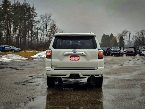 Used 2023 Toyota 4Runner Limited image 4