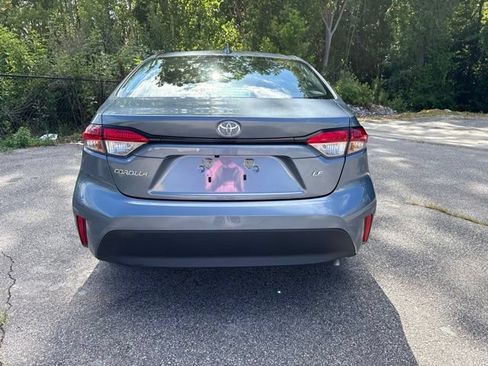 Used 2026 Toyota Corolla LE FWD image 6