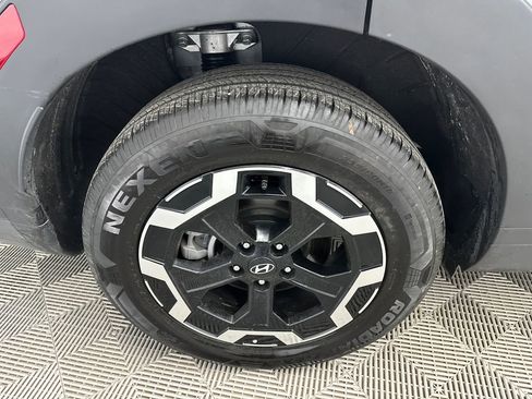 Used 2025 Hyundai Santa Fe SEL image 18