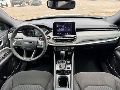 Certified 2025 Jeep Compass Sport AWD/4WD image 34