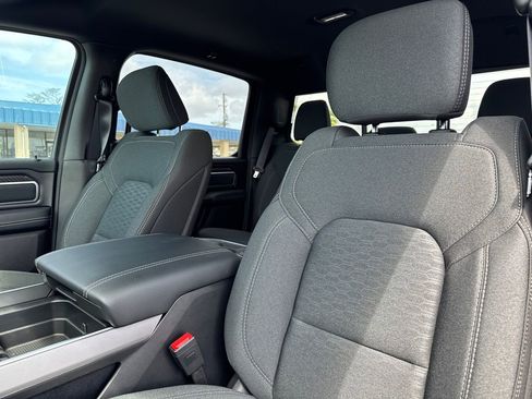 New 2026 RAM 1500 4x4 Crew Cab image 14