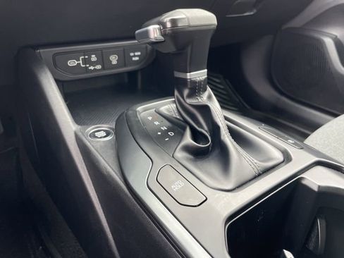 Used 2025 Kia K4 FWD image 19