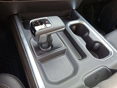 Used 2025 Chevrolet Silverado 1500 LT Trail Boss w/ LT Trail Boss Premium Package image 18