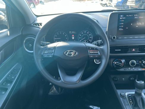 Used 2023 Hyundai Kona SEL image 16