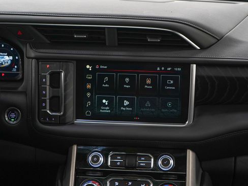 Used 2023 GMC Yukon Denali w/ Advanced Technology Package AWD/4WD image 16