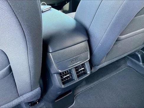 Used 2025 Chevrolet Equinox LT w/ Safety and Technology Package AWD/4WD image 22