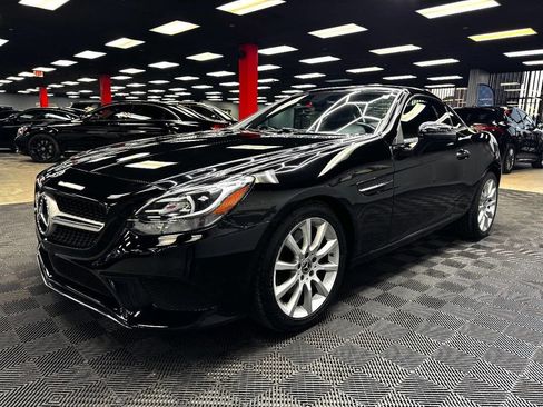 Used 2019 Mercedes-Benz SLC 300 w/ Premium Package image 12